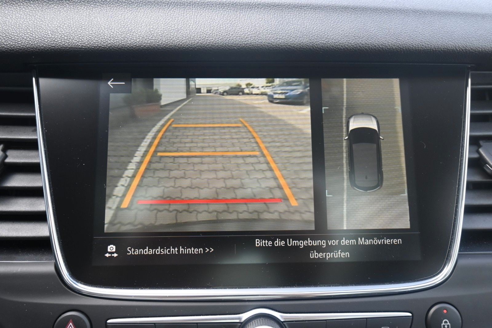 Fahrzeugabbildung Opel Grandland (X) 1.6 Turbo Autom. Ultimate*Pano*ACC