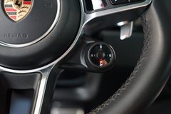 PORSCHE Cayenne S | InnoDrive | Pano | Matrix | AHK PORSCHE Cayenne S | InnoDrive | Pano | Matrix | AHK