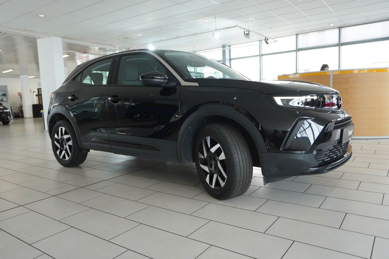 Fahrzeugabbildung Opel Mokka ELEGANCE 1.2T NAVI/LED/KAMERA/SPORT/SH/DAB