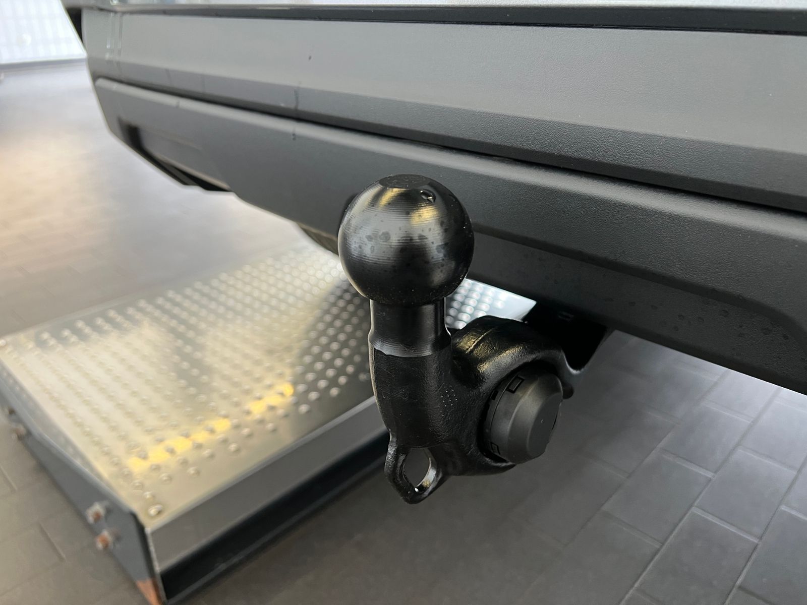 Fahrzeugabbildung SKODA Kamiq Balance 1.0 TSI DSG *Black Style,AHK,Matri