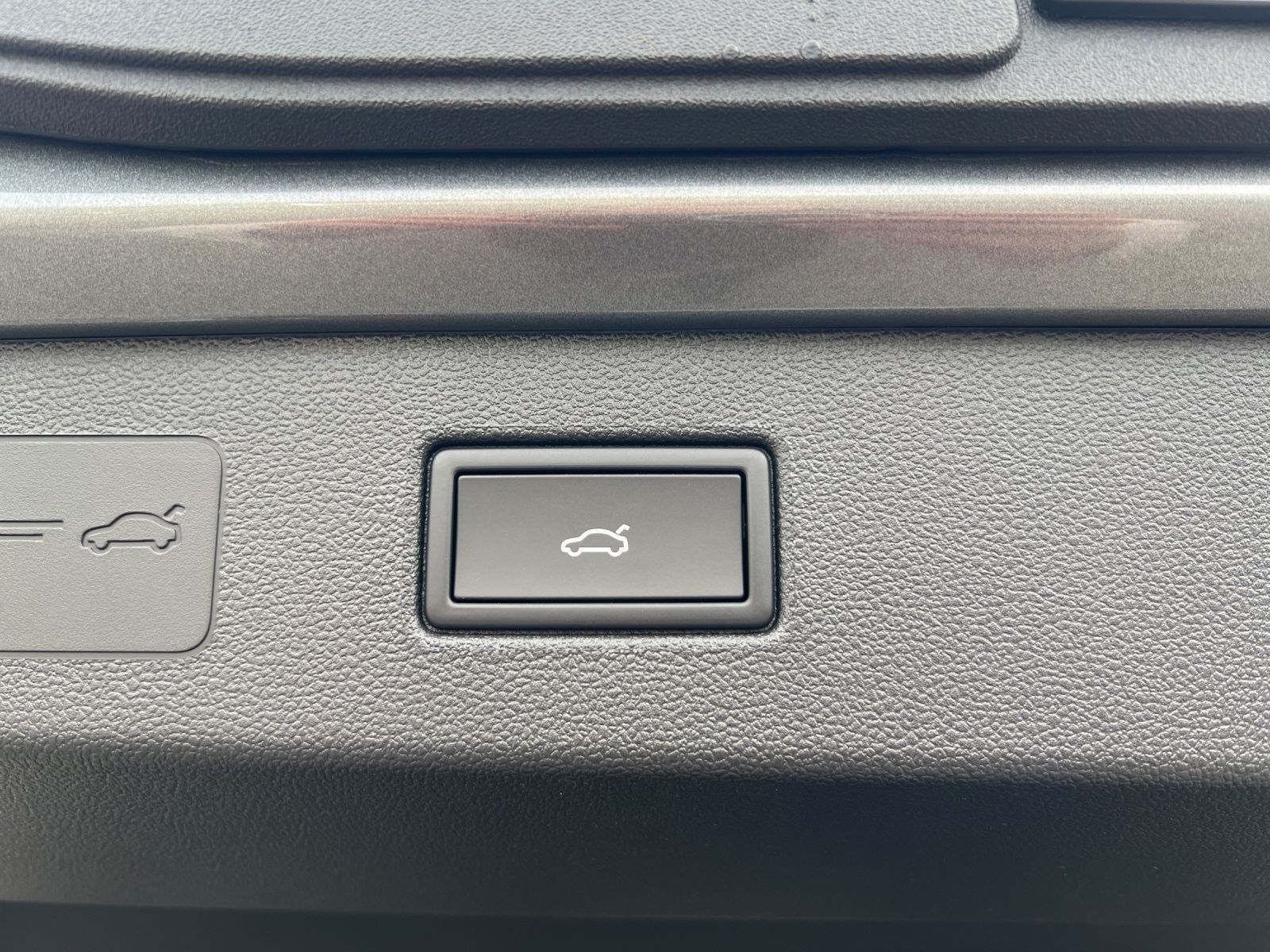 T-Roc Style 1.5 l eTSI OPF 110 kW (150 PS) 7-Gan