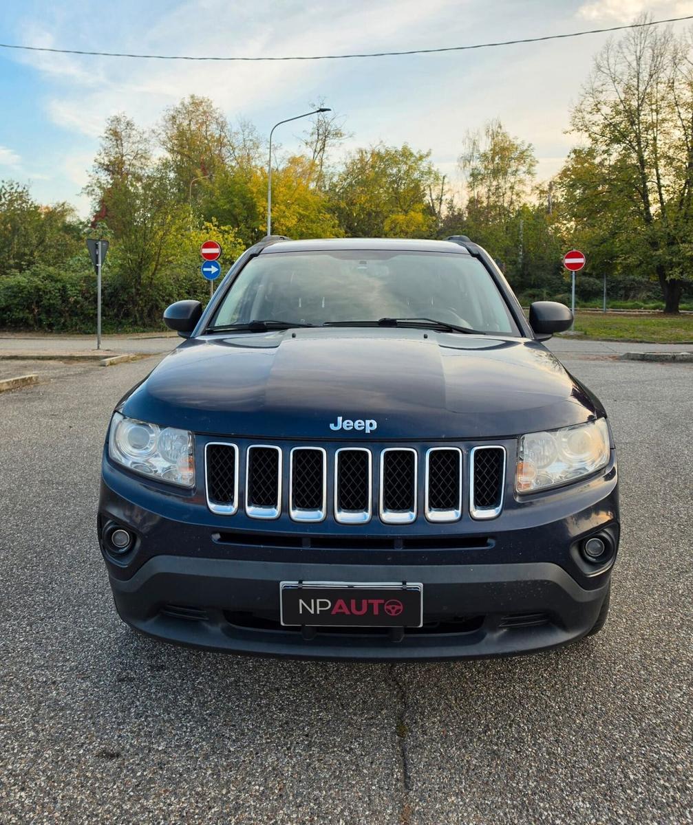 Jeep Compass 2012 — interior
