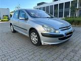 Peugeot 307 - gebrauchte Peugeot 307 aus dem Jahr 2003