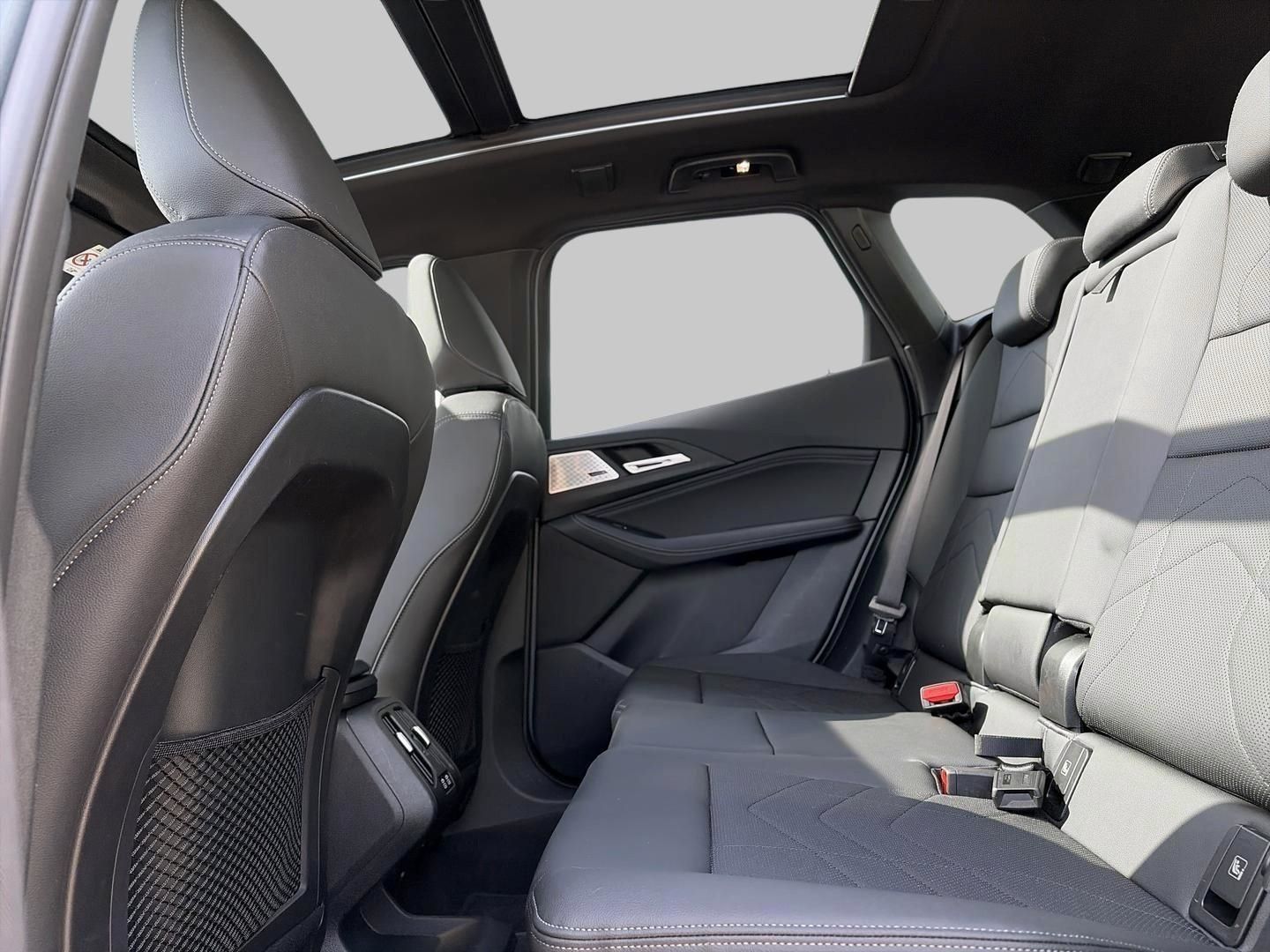 BMW 220 - Bild 8