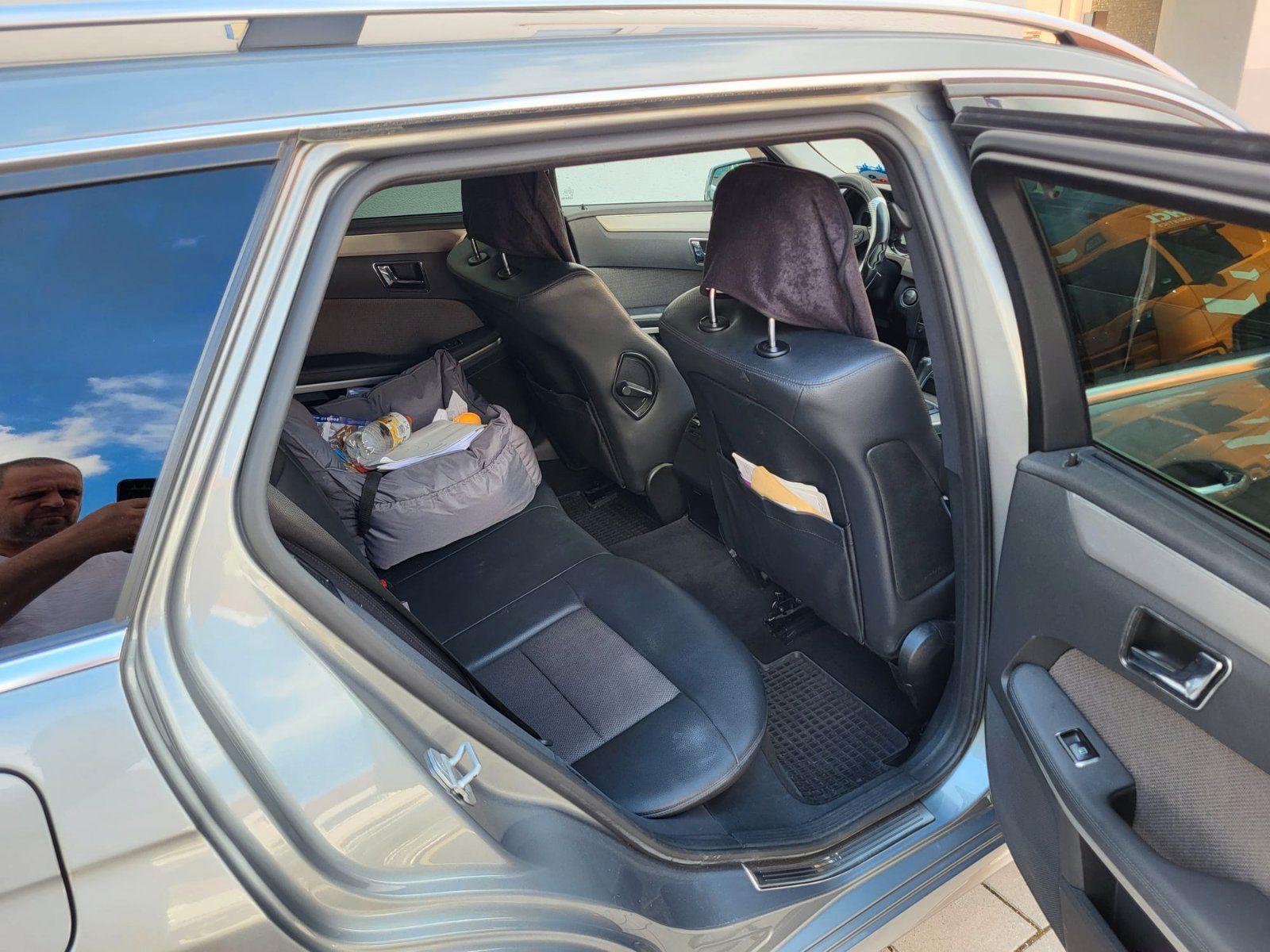 Mercedes-Benz E250 2010 — photo 5