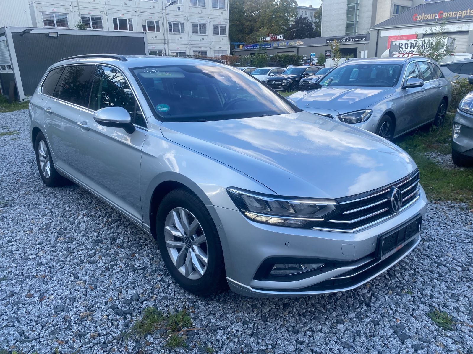Volkswagen Passat Variant Business imagem 2