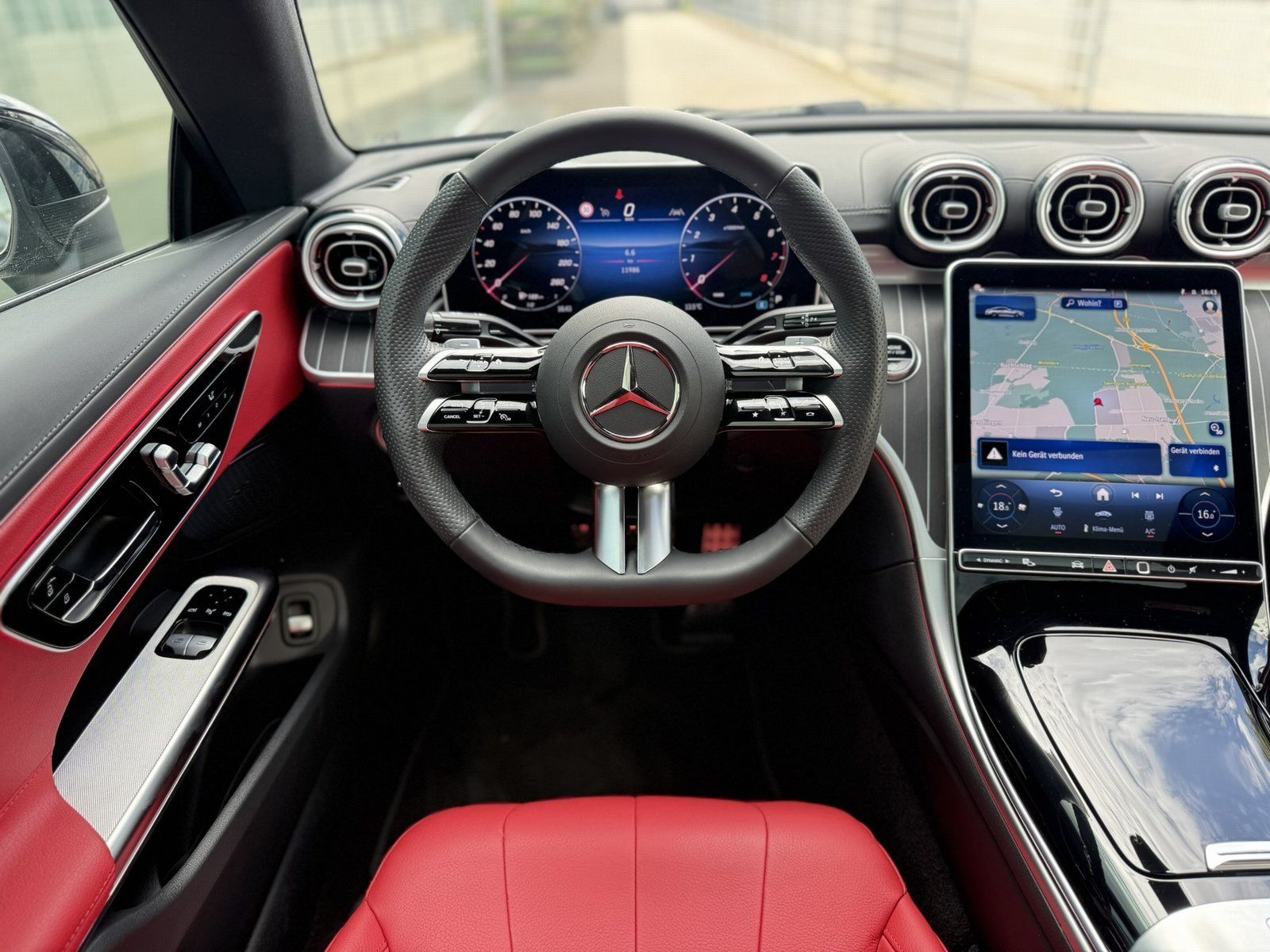 Fahrzeugabbildung Mercedes-Benz CLE 300 4M AMG*LEDER*MEMORY*PANO*20ZOLL*360°KAM