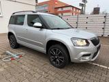 Skoda Yeti Elegance 4x4/1:HAND /AHK/NAVI - silberne Skoda Yeti