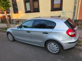 BMW 1er 116 Benzin , Tüv bis 01/2028 - BMW aus 2004: 1er