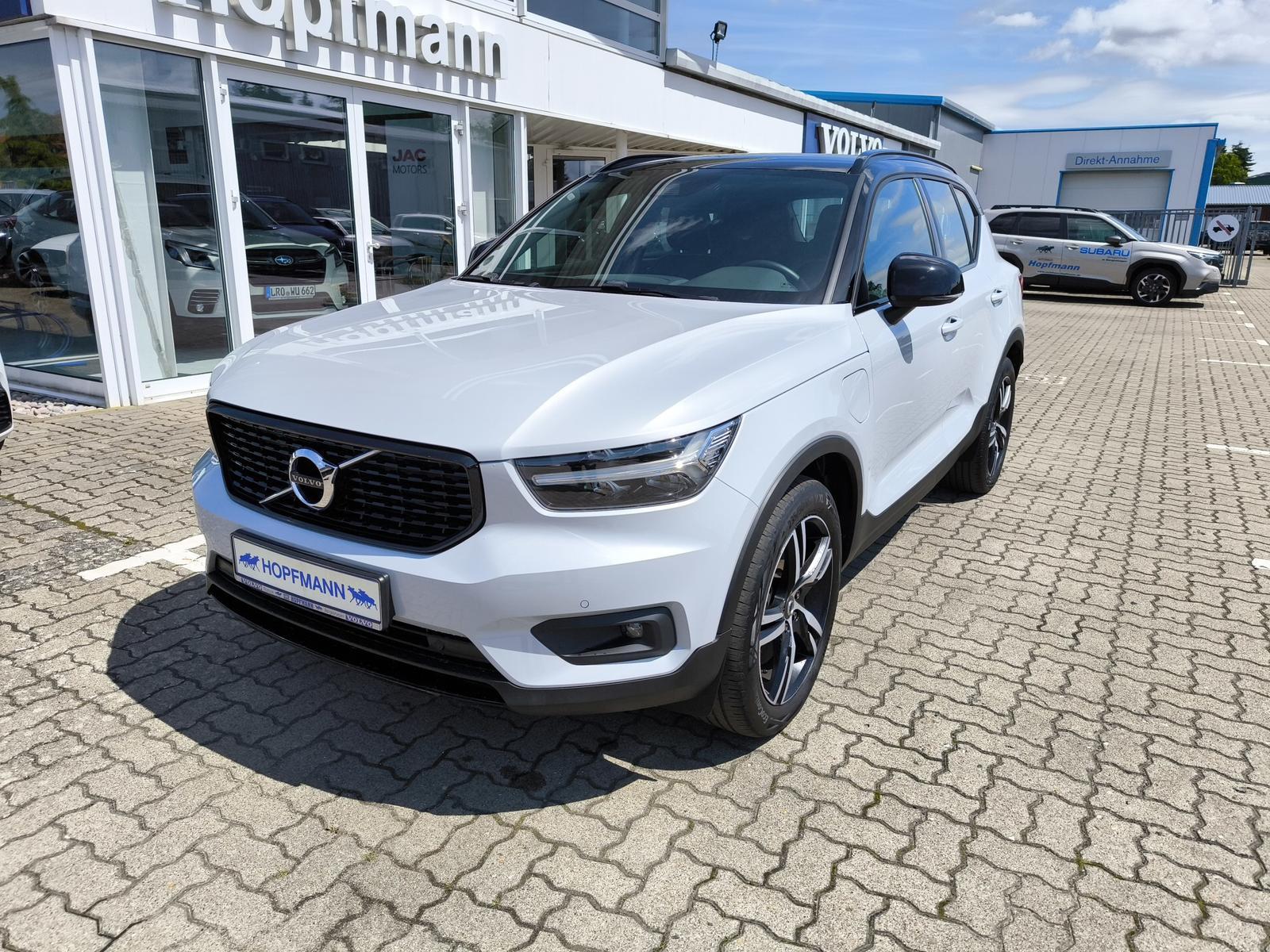 Volvo XC40 R Design Recharge Plug-In Hybrid 2WD