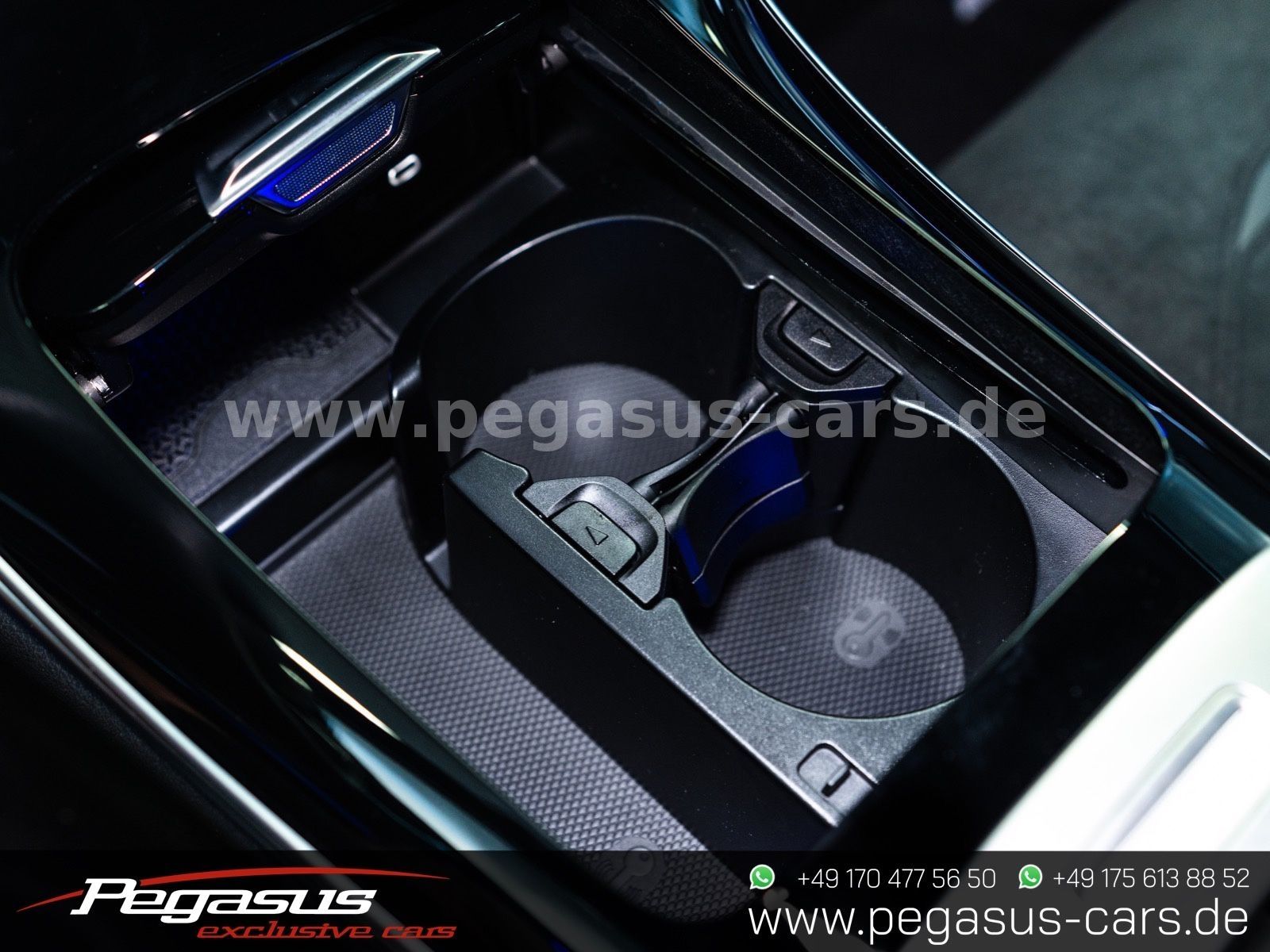 MERCEDES-BENZ C 63 AMG - 33
