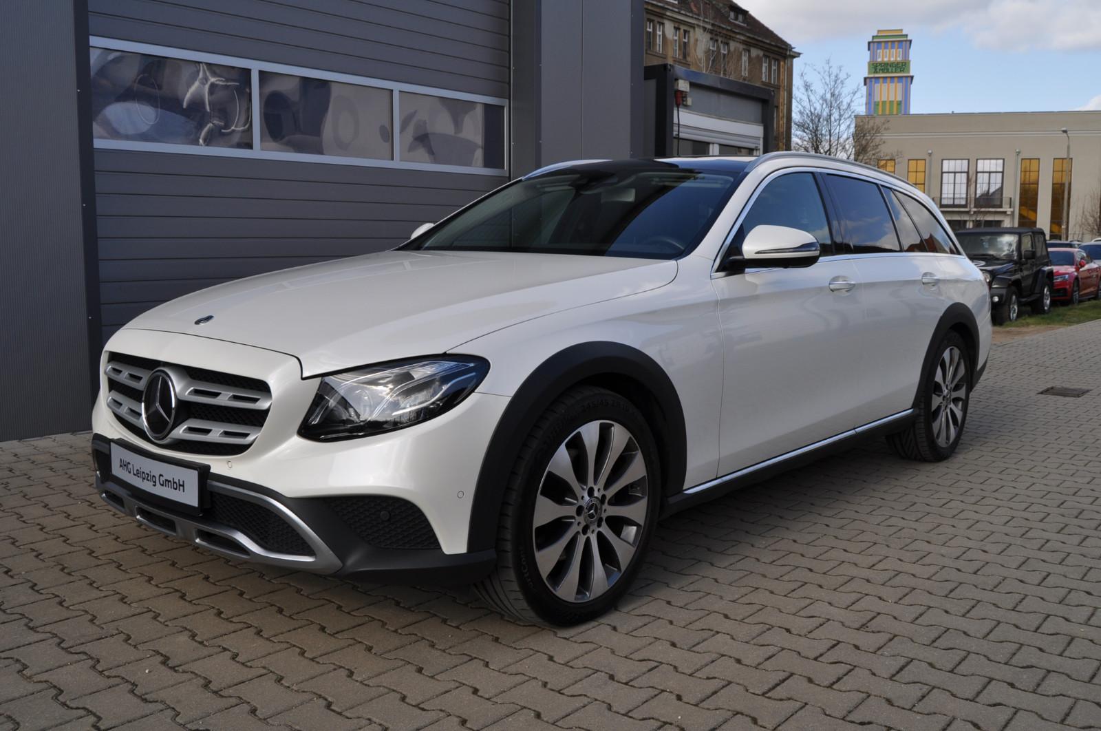 Mercedes-Benz E 220d 4M All-Terrain PANO*360*HUD*AHK*19Zoll