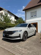 Skoda Octavia 2.0 TDI 110kW DSG Sportline Combi Sp...