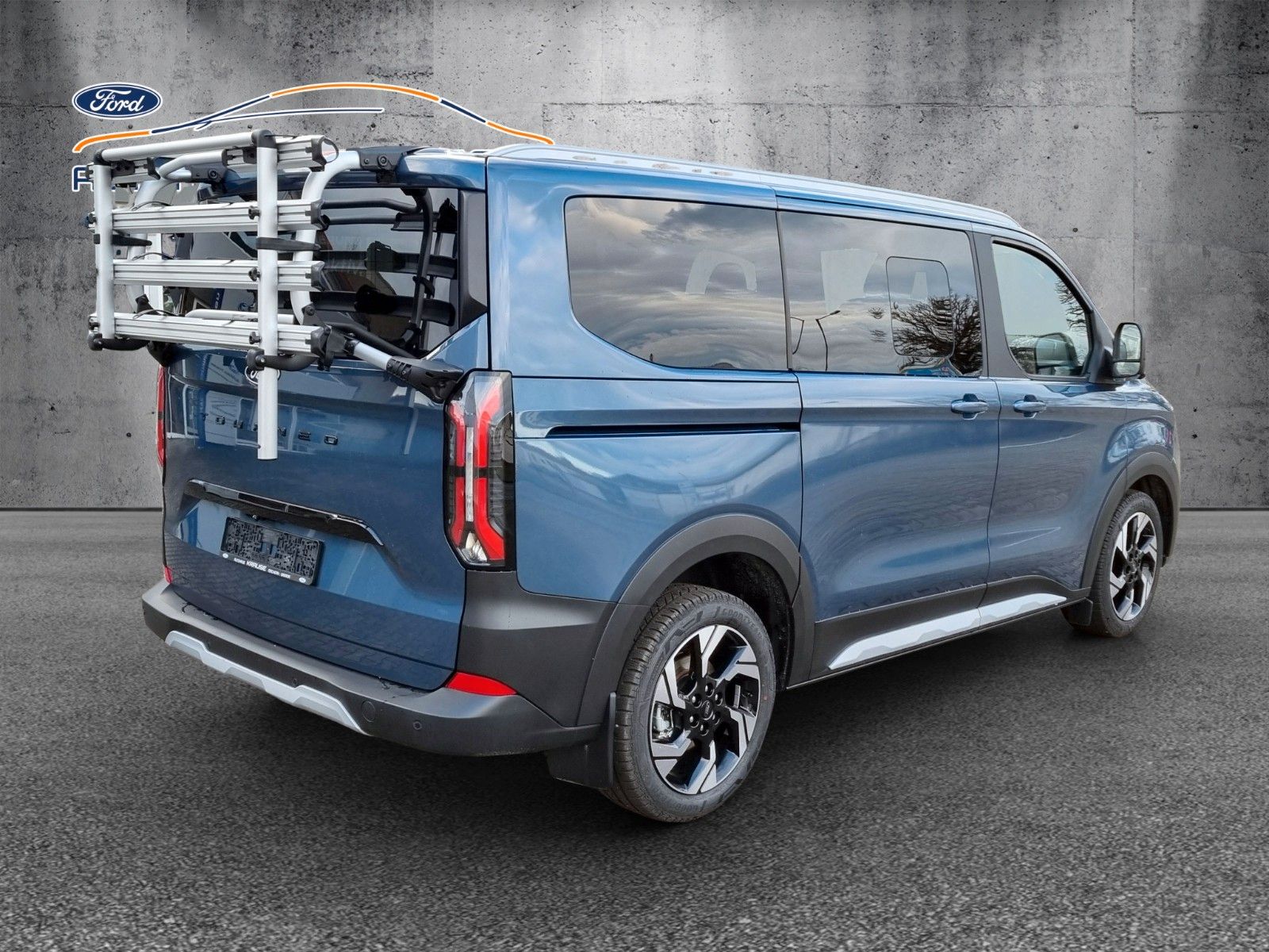 Fahrzeugabbildung Ford Tourneo Custom 2.0 125kW 320 L1 Active