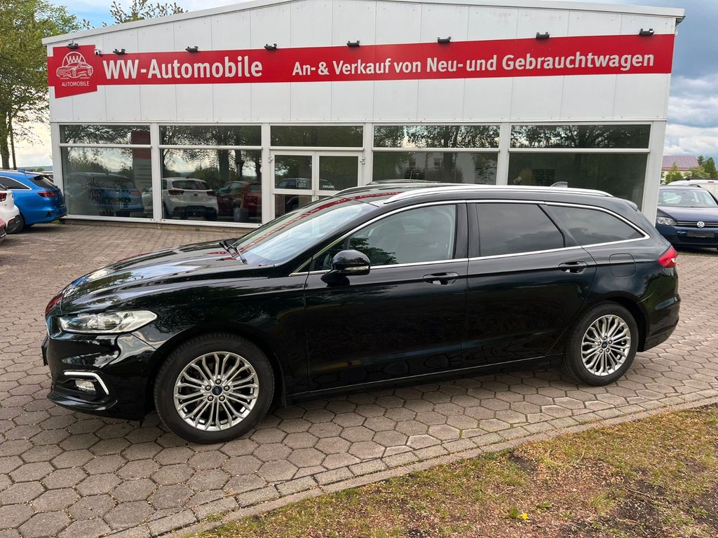 FORD Mondeo 2,0 140 KW Titanium Allrad 1-Hand LED