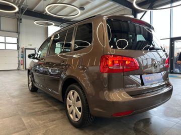 MYAUTOCENTER – Gebraucht- und Jahreswagen mit Werkstattservice in Pfaffenhofen Volkswagen Touran Comfortline *7-Sitzer*Freisprech*Klima*
