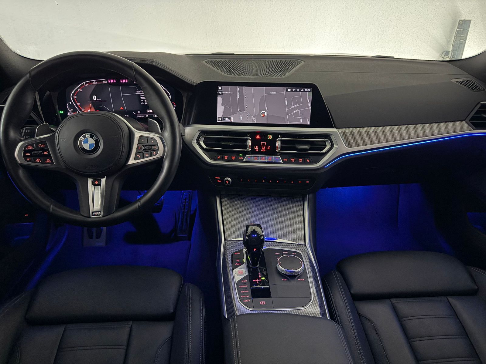 Fahrzeugabbildung BMW 320 d xDrive M SPORT/LED/HuD/H&K/AHK/ACC/VIRCO