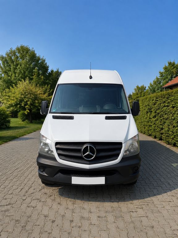 Image of Mercedes-Benz Sprinter