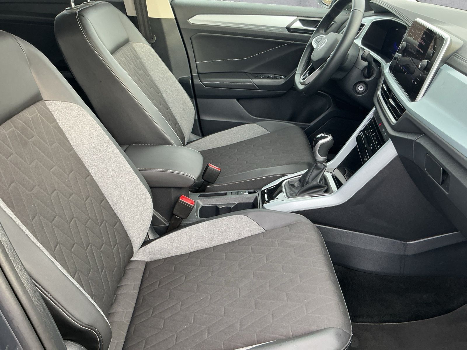 Volkswagen T-Roc - Bild 13