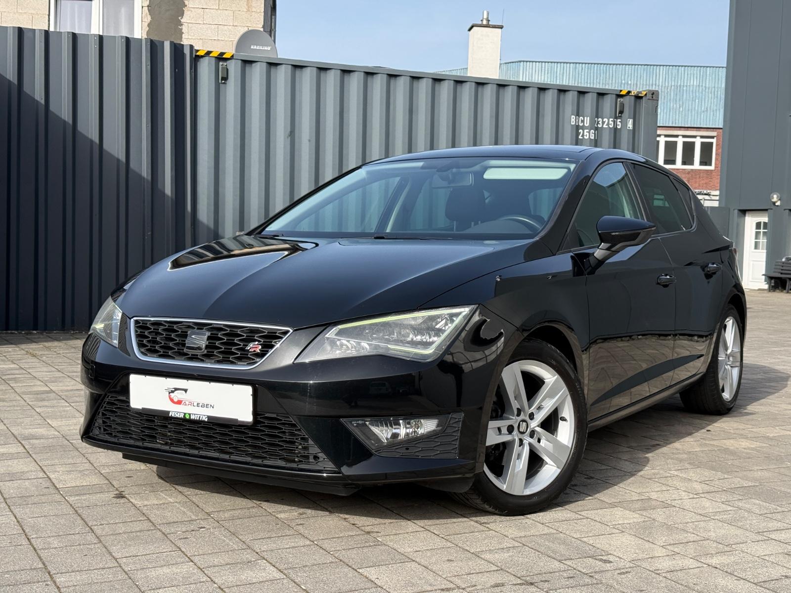 Seat Leon FR / LED / PANO / 150PS
