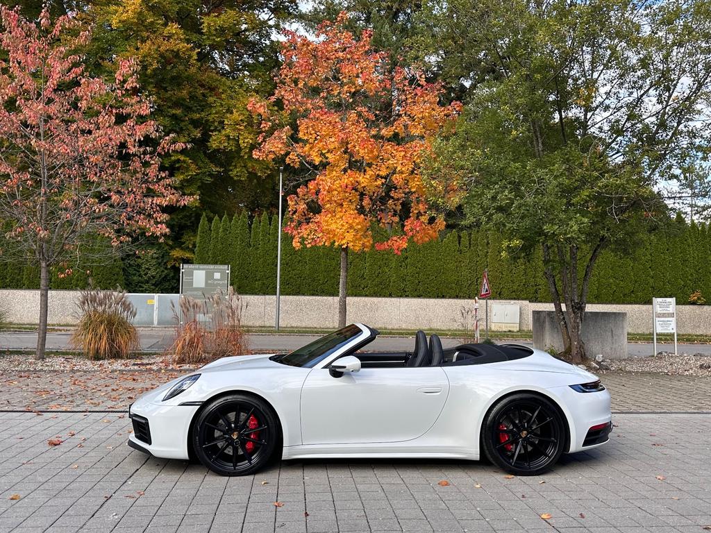 Porsche 992