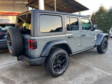 Jeep Wrangler - 8