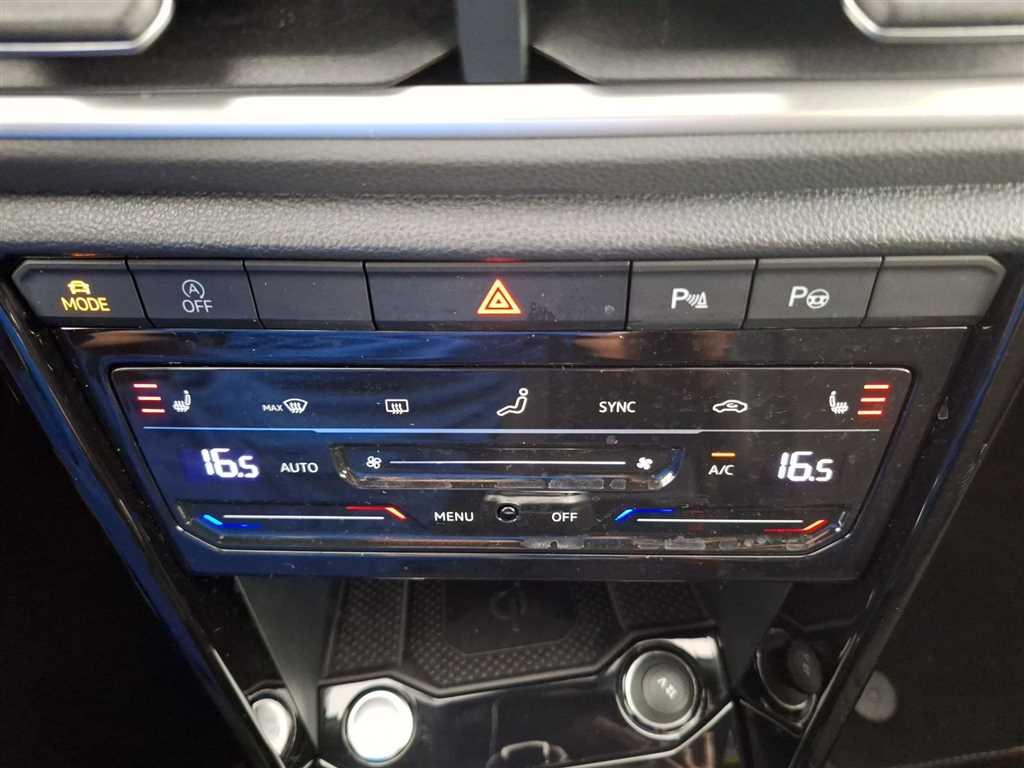 Volkswagen T-Roc R-Line 1.5 TSI DSG BusinessPremium IQ.Driv, миниатюра 25