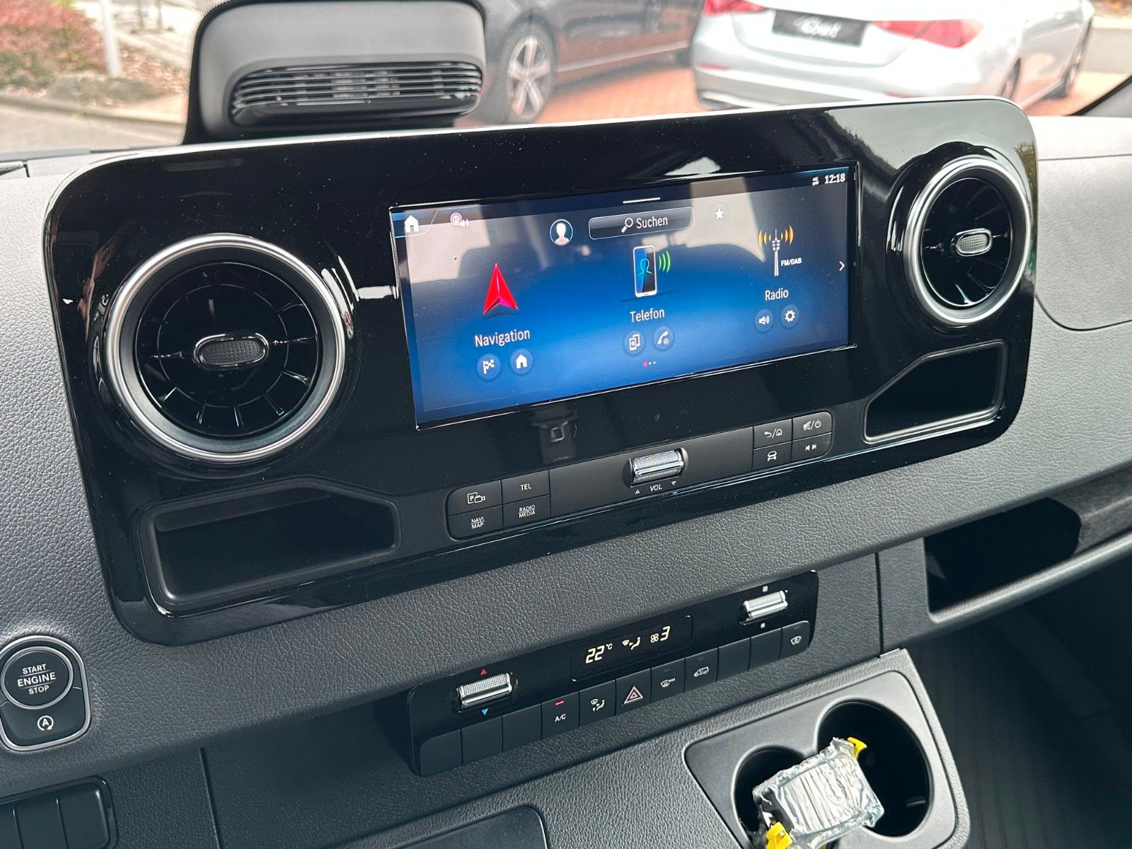 Fahrzeugabbildung Mercedes-Benz Sprinter 317 CDI 3665 9G DoKa AHK Klima