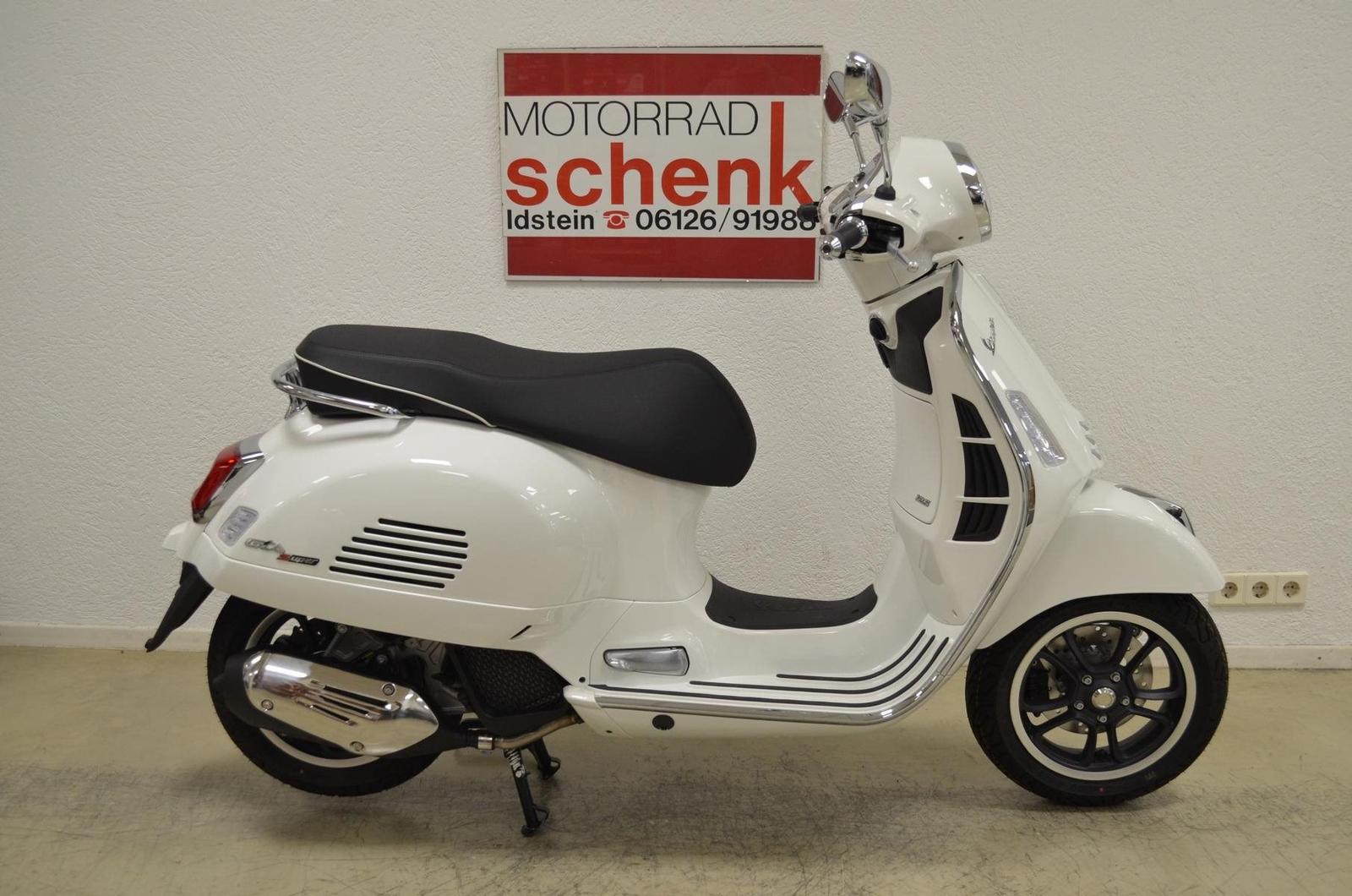 Vespa GTS 125 Super E5+ 2025