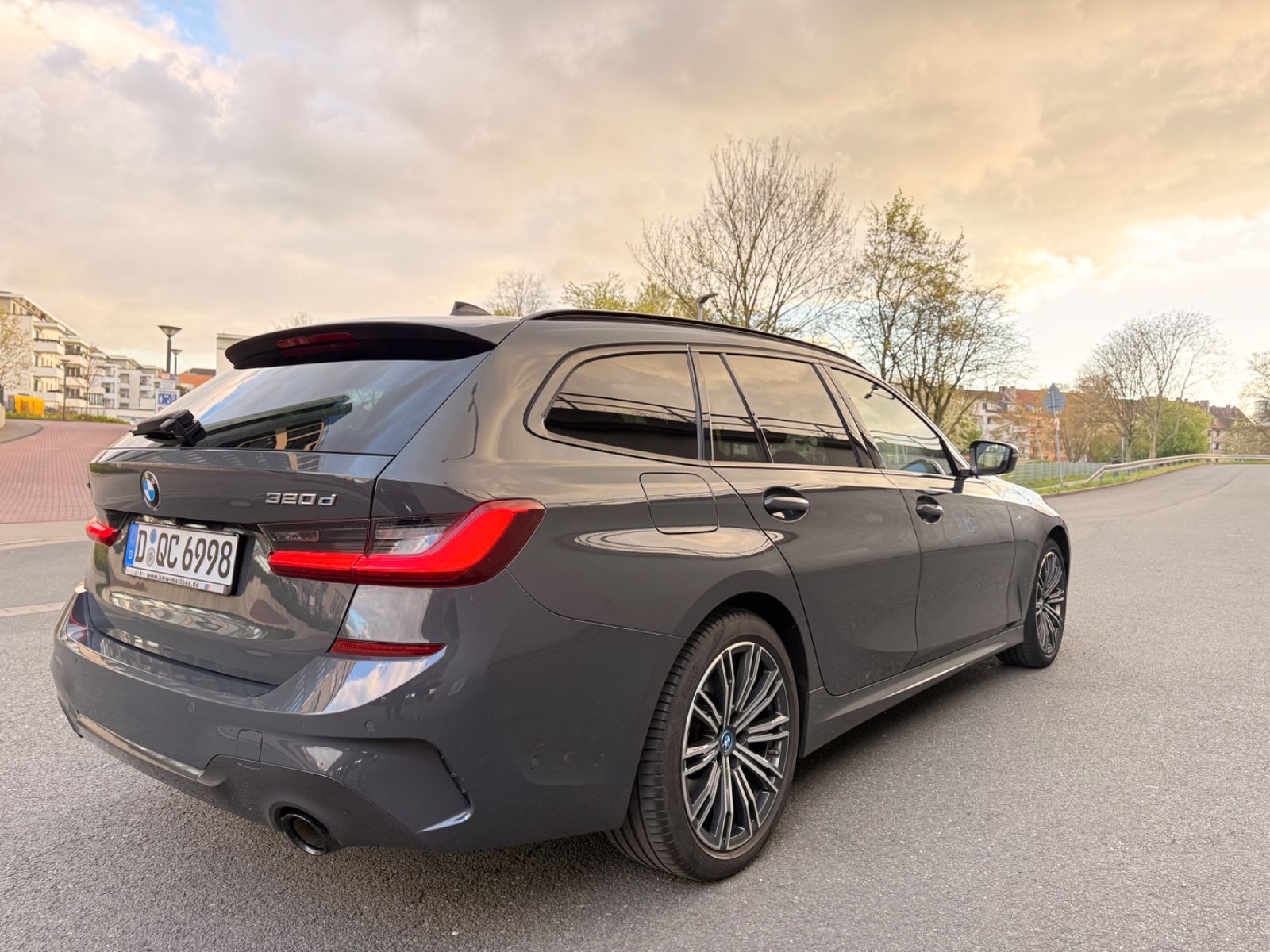 BMW 320 3 Touring 320 d xDrive M Sport foto 5