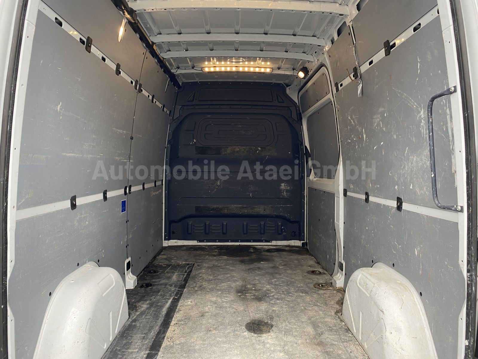 Fahrzeugabbildung Mercedes-Benz Sprinter 311 Plus Paket AHK+ KAMERA+ MBUX 8869