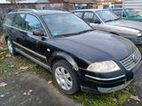 Volkswagen Vw Passat Kombi 1,8Turbo aus 2004 Highline... - gebrauchte VW Passat aus dem Jahr 2004