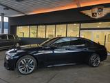 BMW M760 Li xDrive M-Sportpaket CHAUFFEUR/SSD/VOLL - BMW M760 aus 2017