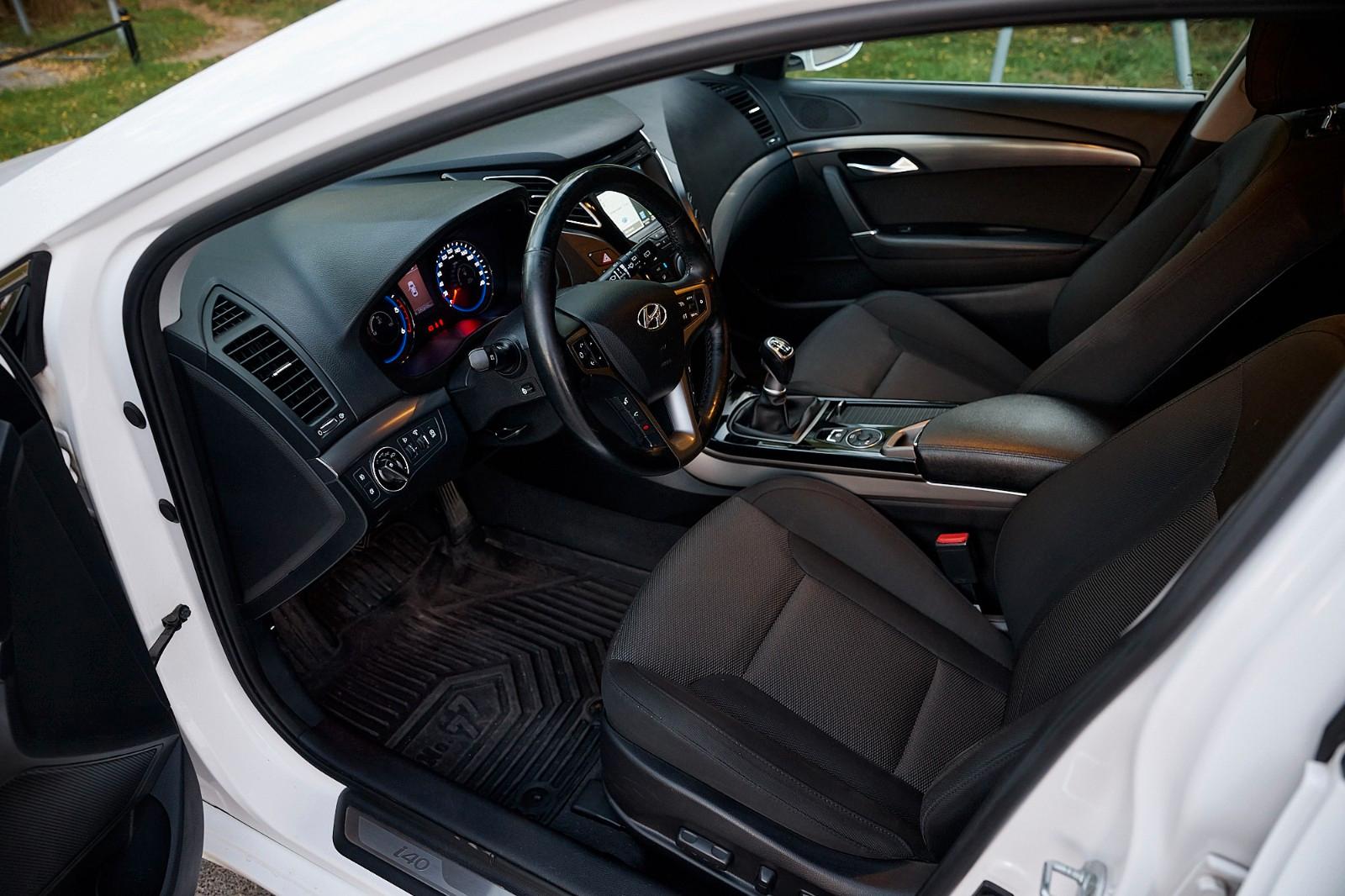 Hyundai i40 2015 — фото 11