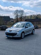 Peugeot 206+  zuverlässig & gepflegt  TÜ... - Peugeot 206 in Solingen
