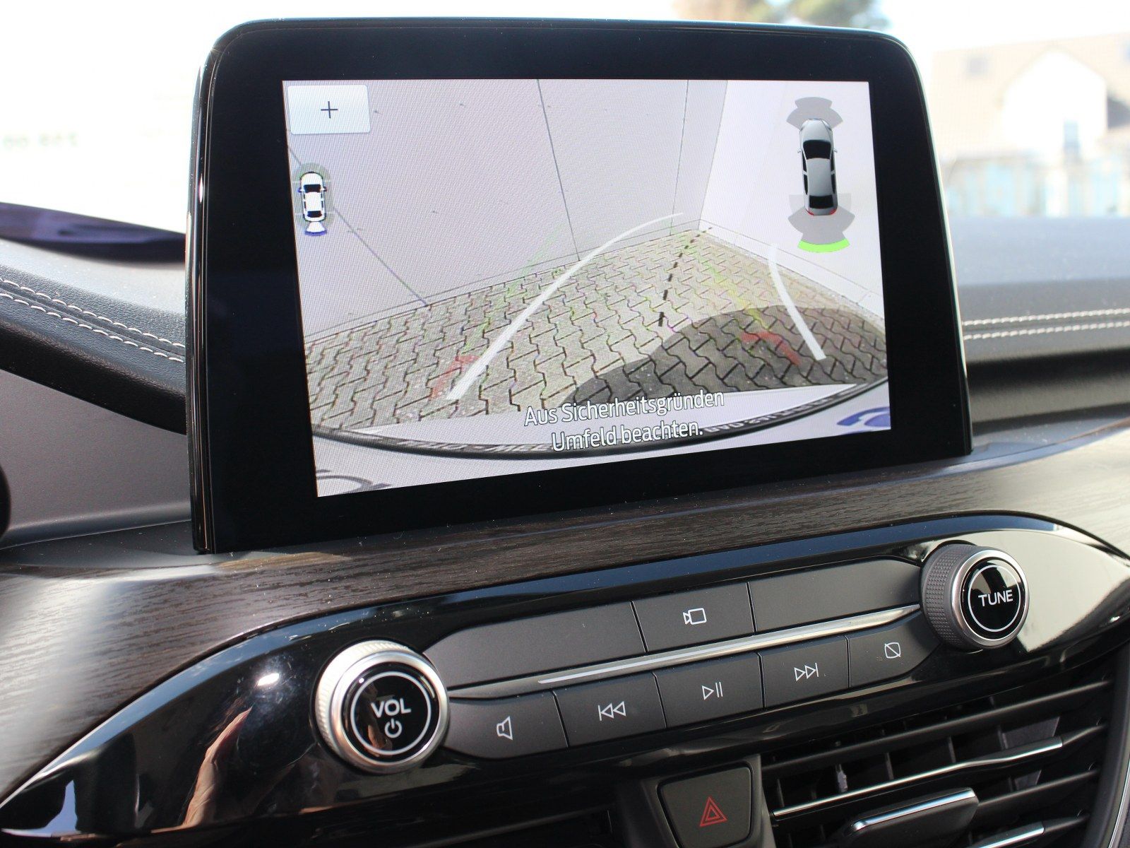 Fahrzeugabbildung Ford Kuga Plug-In Hybrid Vignale 2,5 Duratec