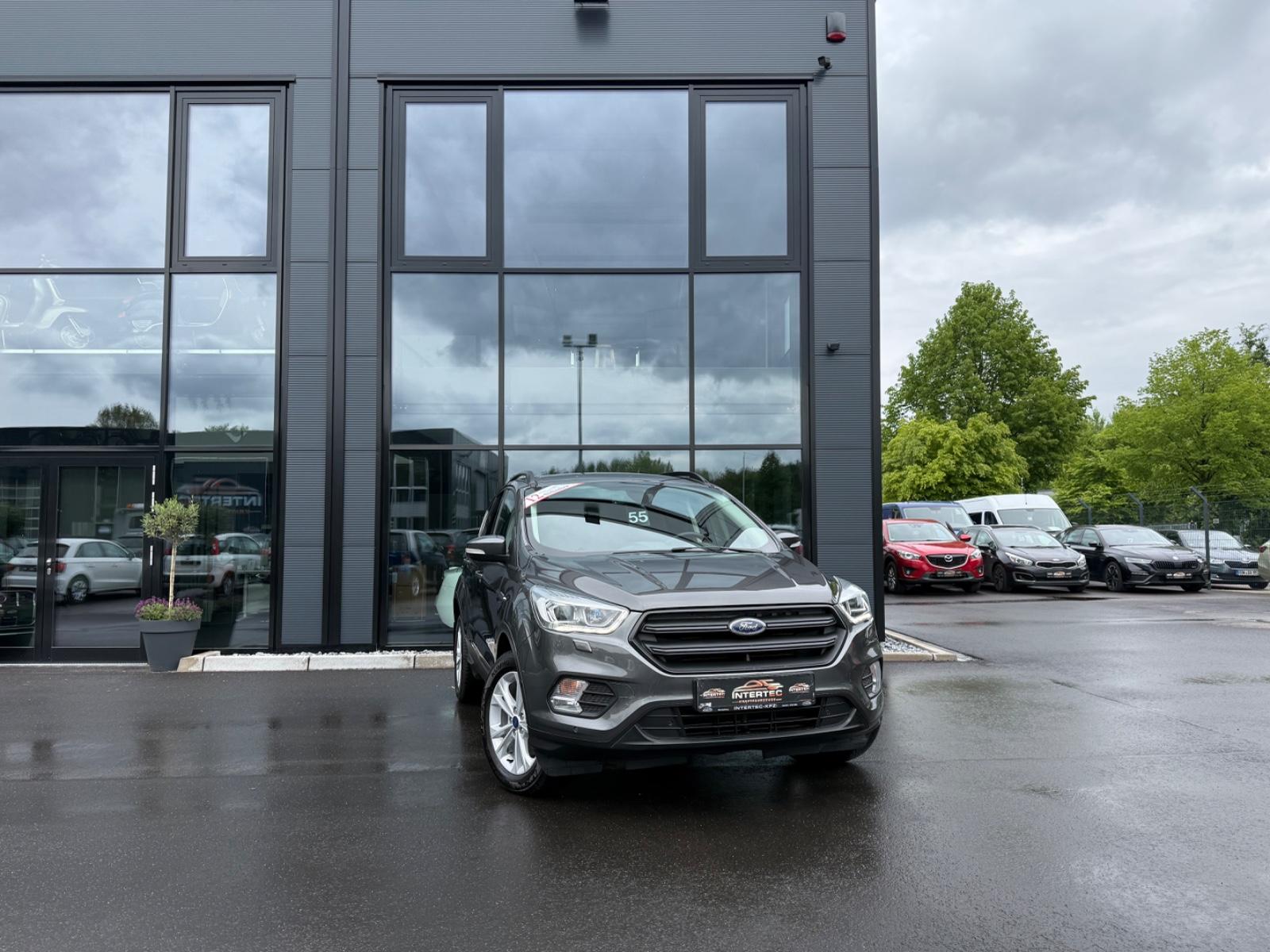 Ford Kuga Titanium 4x4*NAV*XEN*CAM*PDC*SHZ*AHK*HU NEU