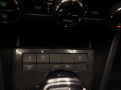 SKODA Octavia Combi RS VOLLDIGI LED KLIMAAUTO ISO DSG