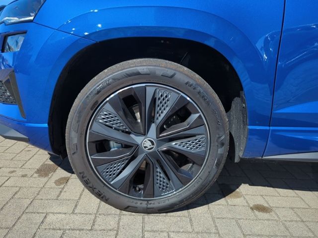 Fahrzeugabbildung SKODA Karoq 1.5 TSI DSG Sportline AHK NAVI LED MATRIX