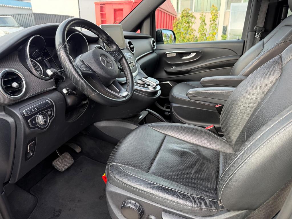 Mercedes-Benz V 250