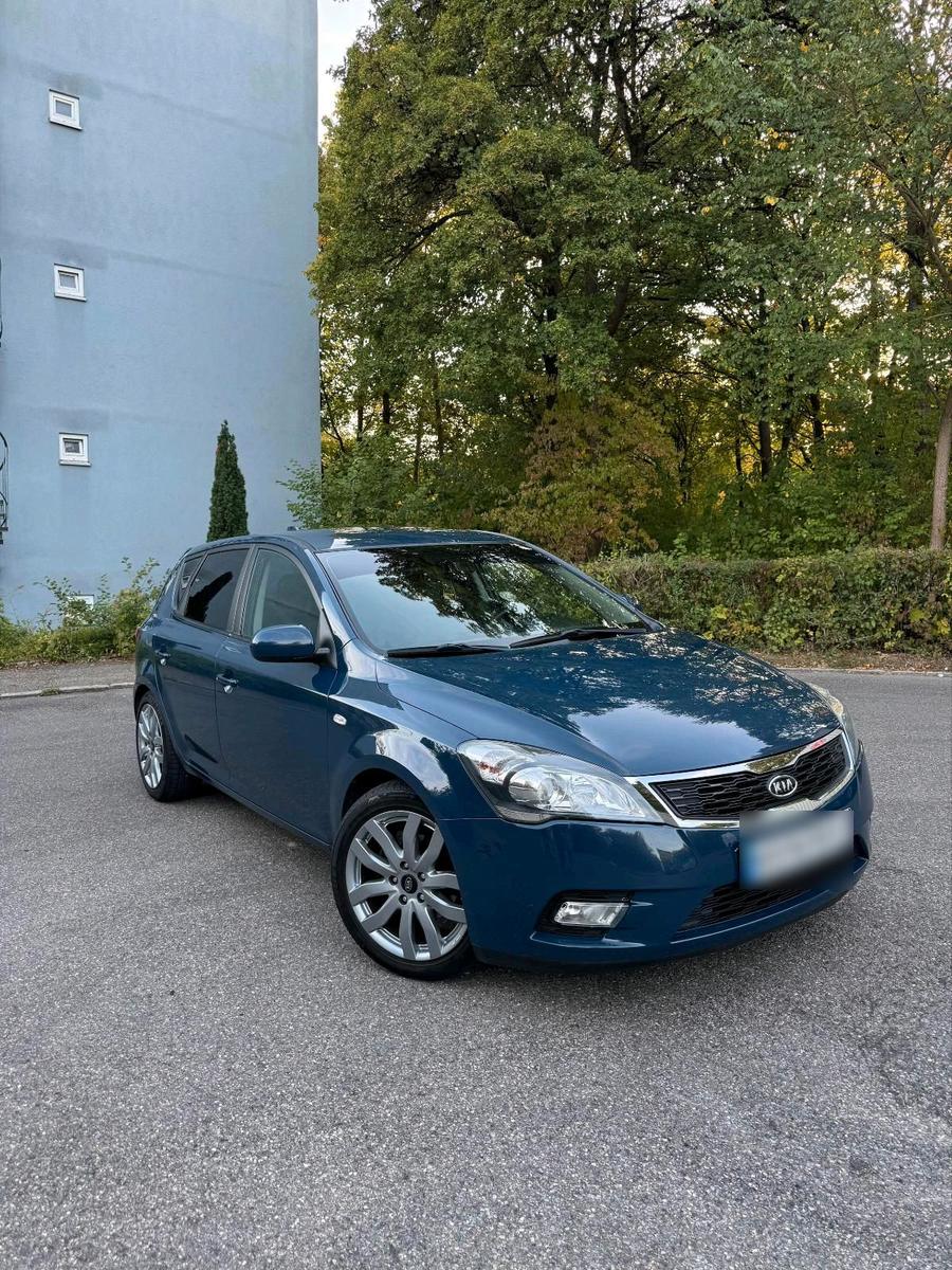 Kia Andere