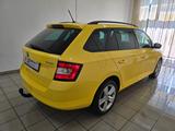 Skoda Fabia Combi Style DSG Xenon Sportsitz Bluetooth - Skoda Fabia: Gelb