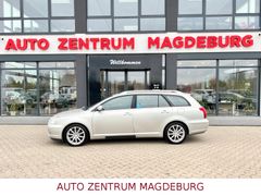Toyota Avensis Kombi 2.0Executive ROLLSTUHLFAHRER UMBAU