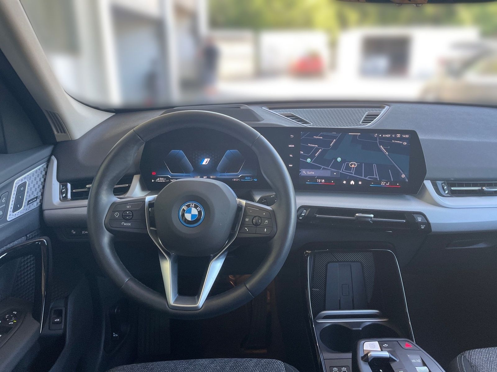 BMW X1 xDrive25e HUD LC Prof. DA adapt. LED H K foto 3