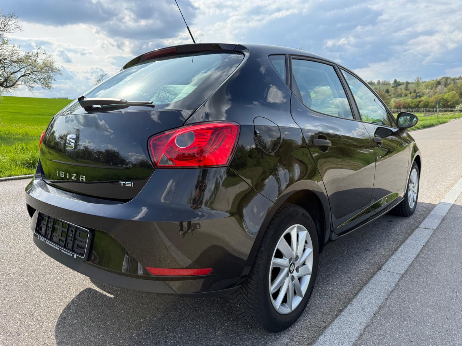 Seat Ibiza Reference 1.Hand