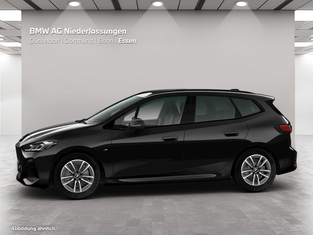 BMW 223 Active Tourer - Bild 8