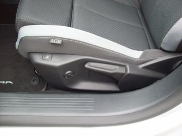 Bild 10 Opel Astra L Lim 1.2 Edition PDC+Kam SHZ LHZ Navi Pro