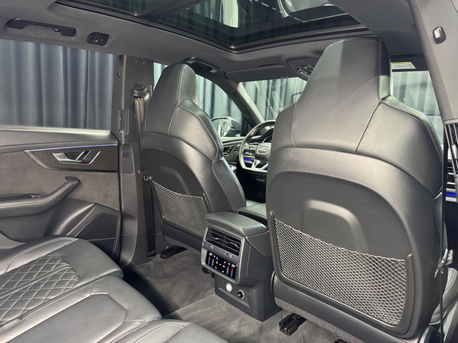 Fahrzeugabbildung Audi SQ8 4.0TDI QUATTRO|MASSAGE|B&O|CARBON|MATRIX|HuD