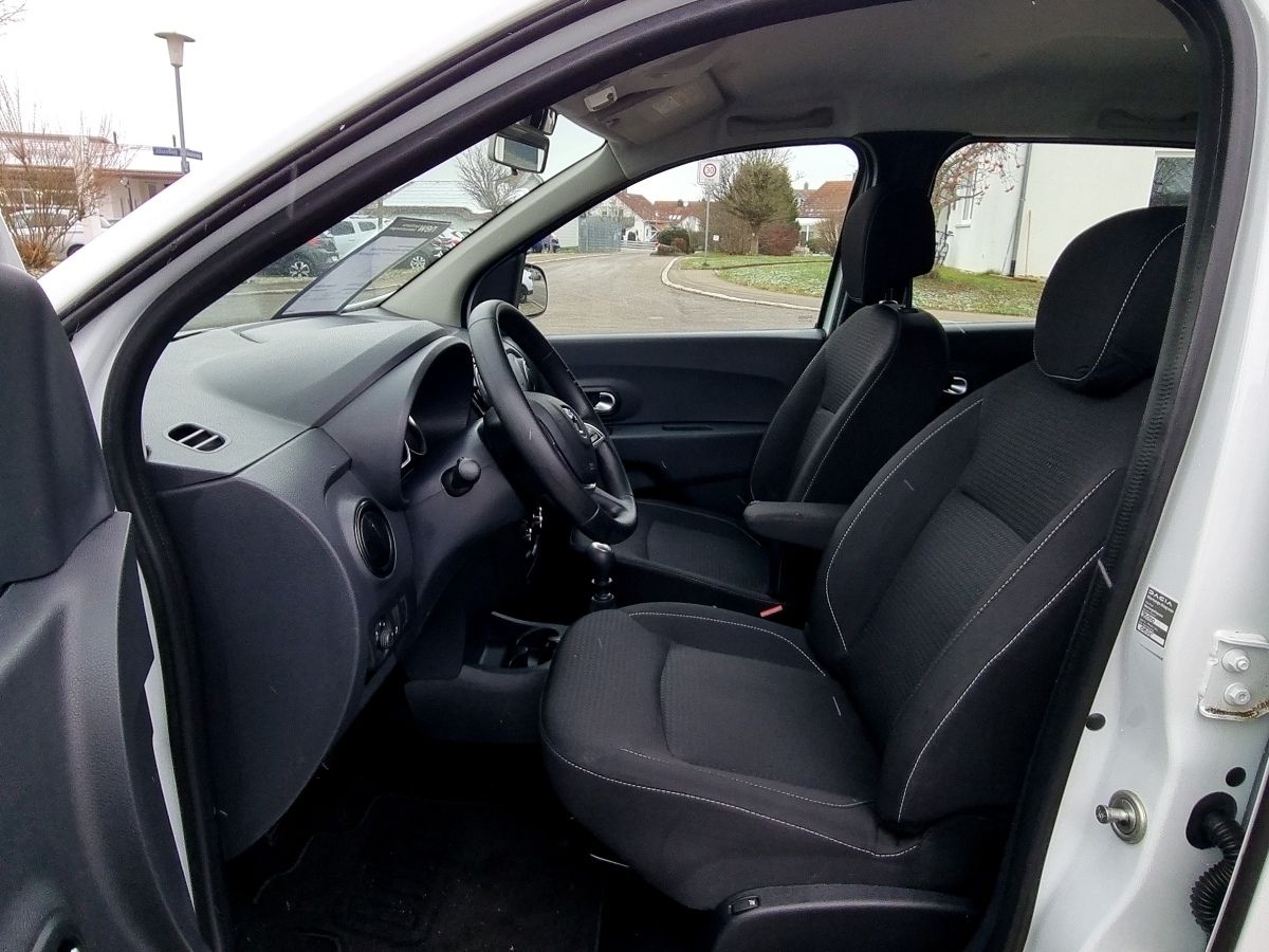 Fahrzeugabbildung Dacia Lodgy Comfort TCe 100