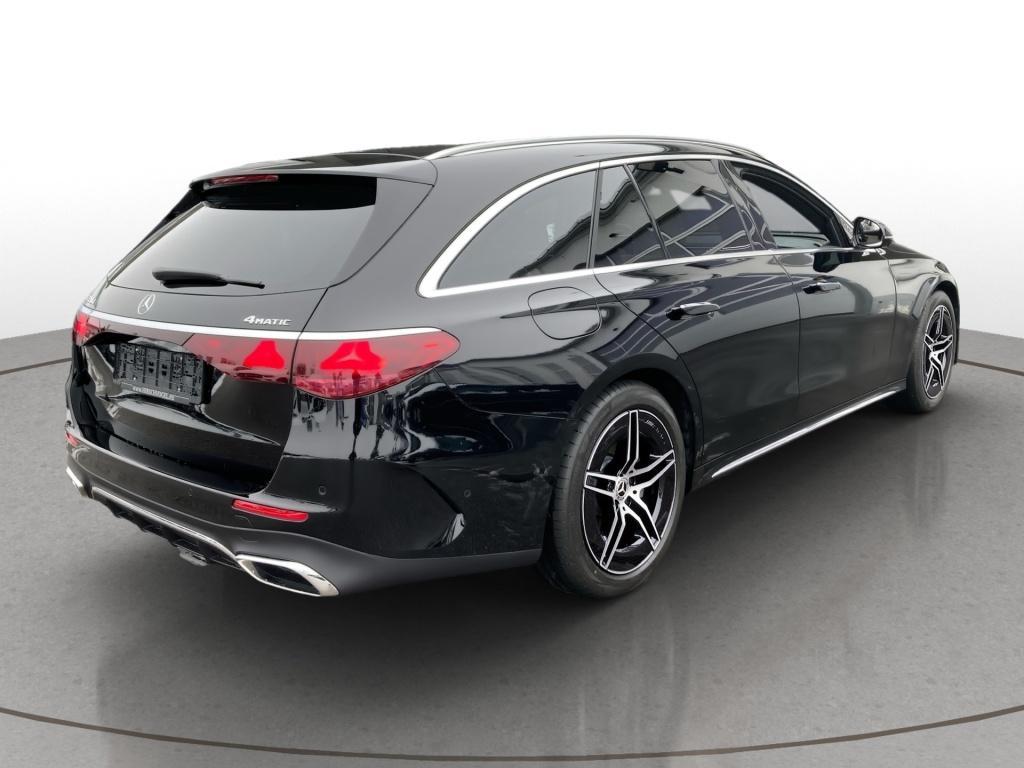 Mercedes-Benz E 220 d 4M EDITION AMG-Line+Pano+AHK+DISTRO+Memo